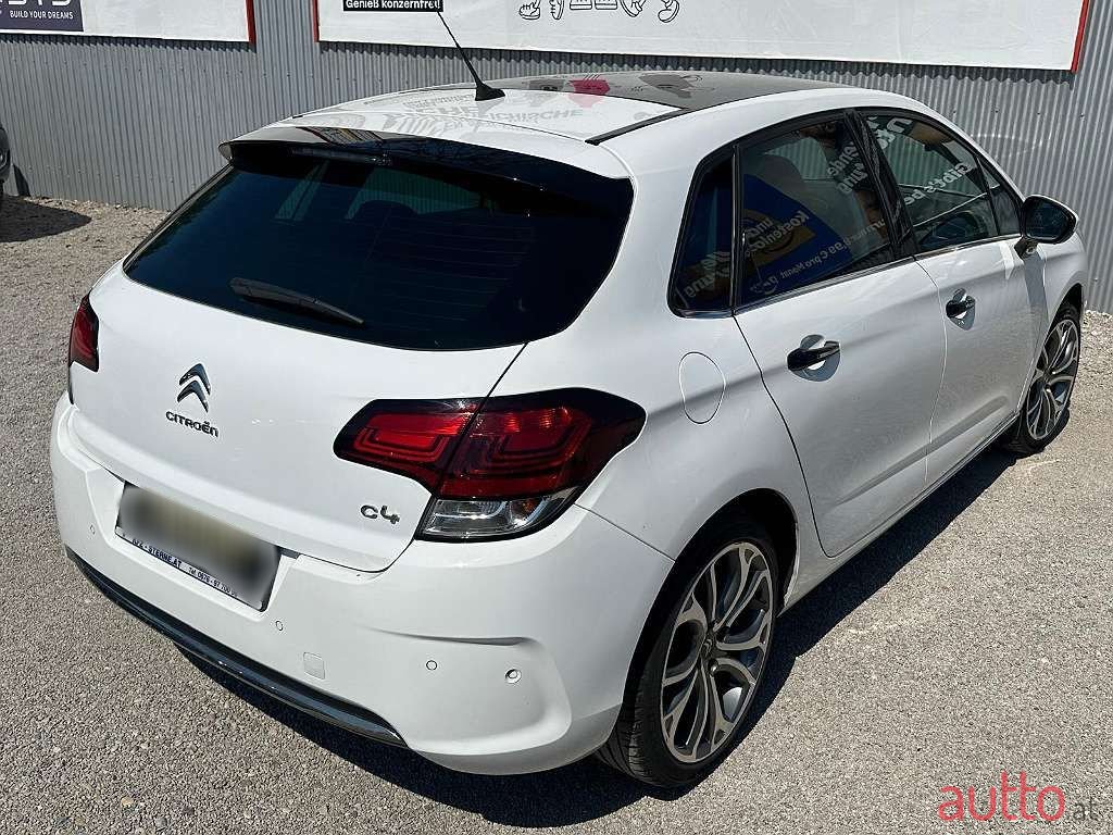 2017' Citroen C4 photo #6