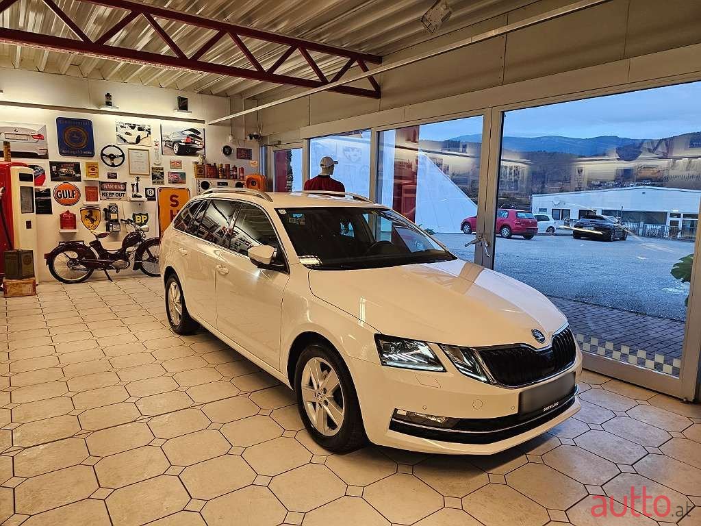2019' Skoda Octavia photo #6