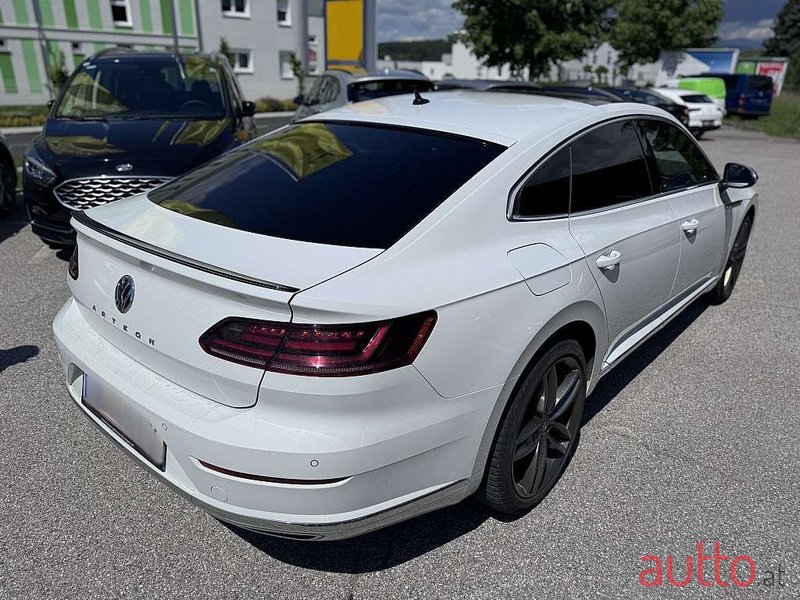 2017' Volkswagen Arteon photo #6