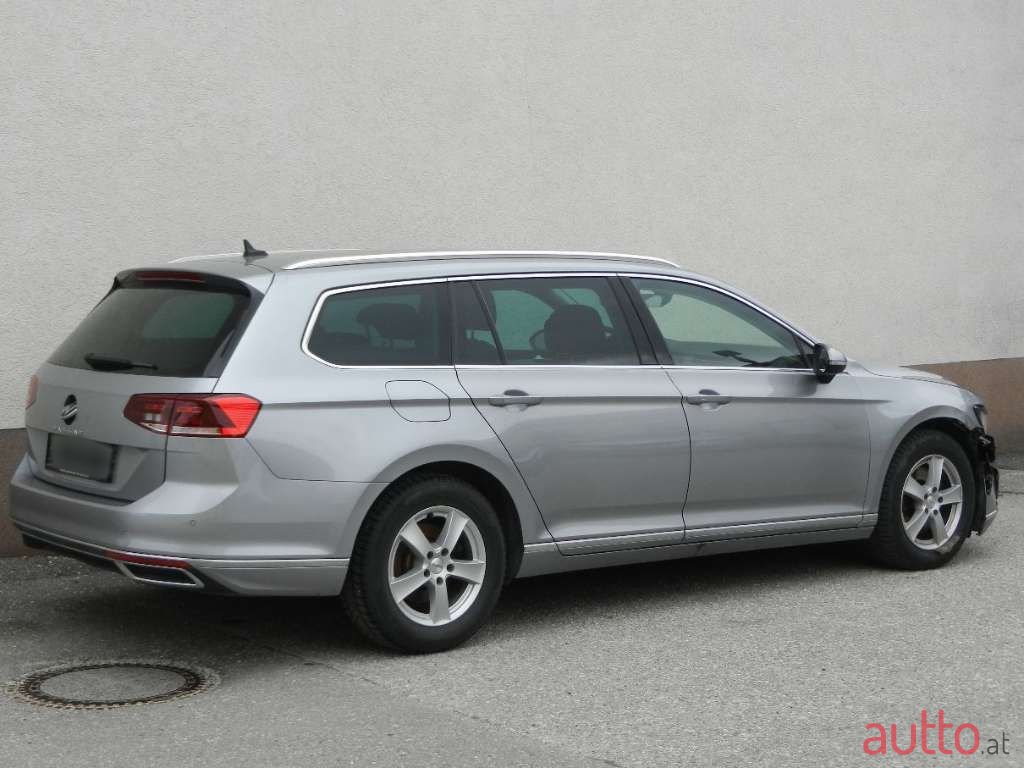 2021' Volkswagen Passat photo #6