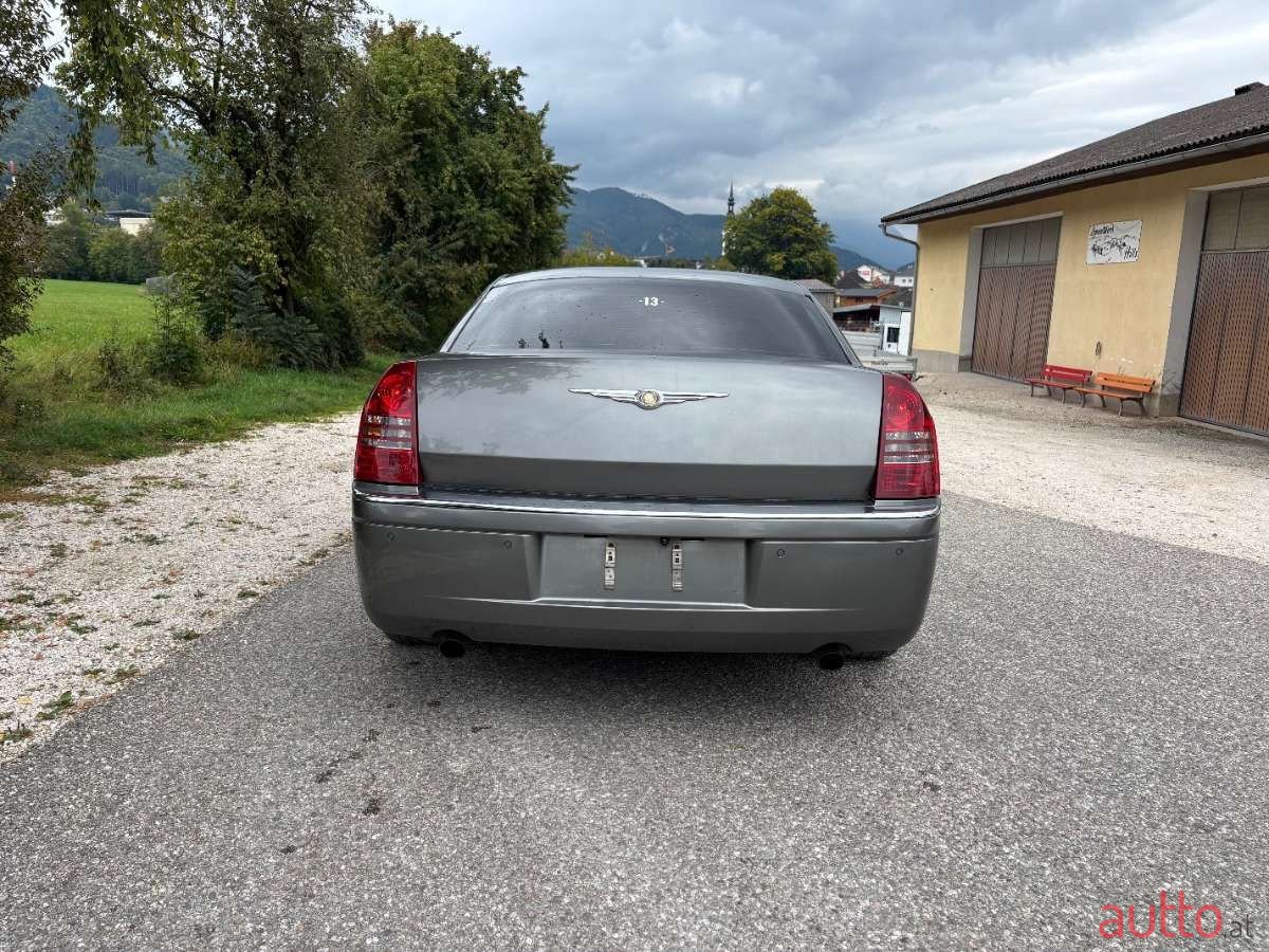 2006' Chrysler 300 C photo #6