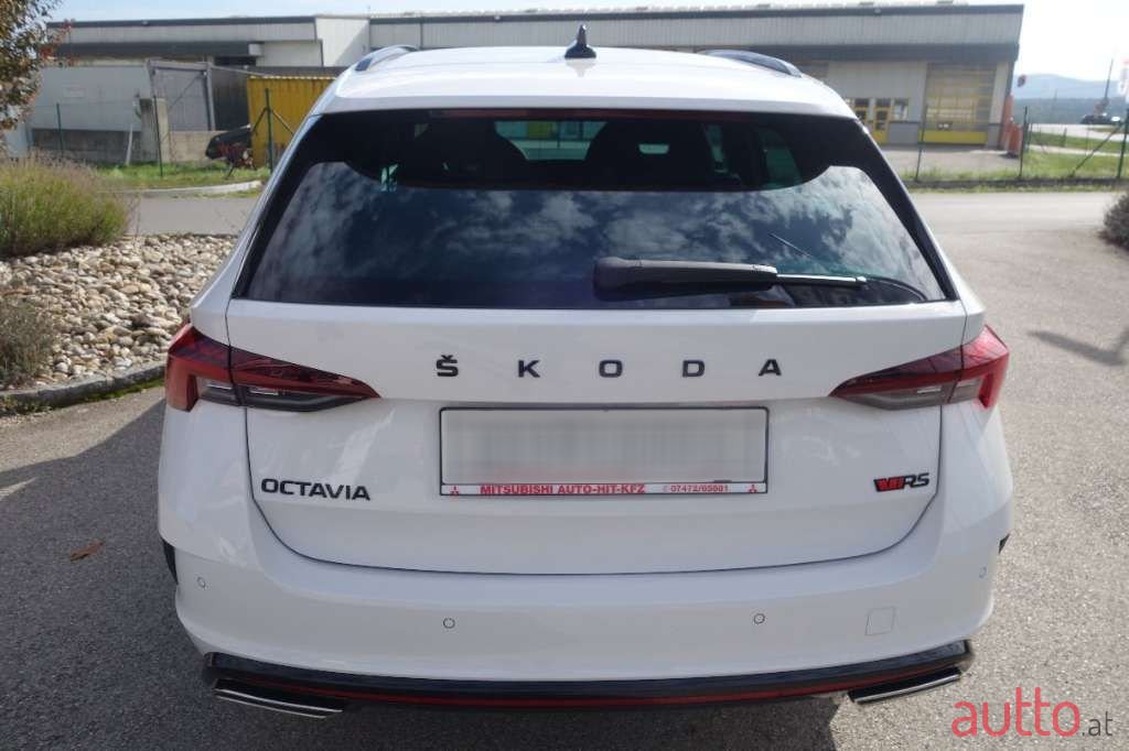 2022' Skoda Octavia photo #6