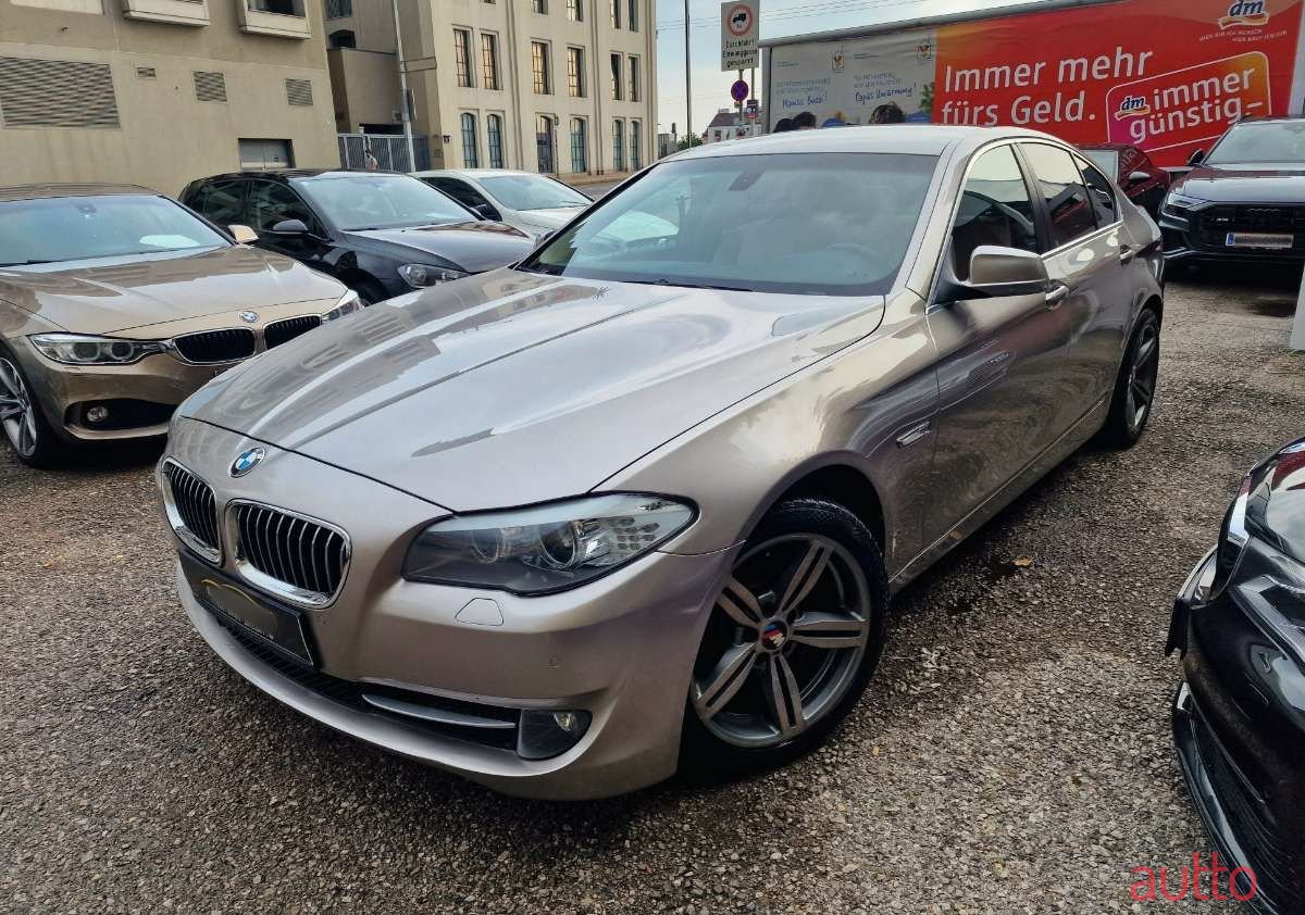 2012' BMW 5Er-Reihe photo #5
