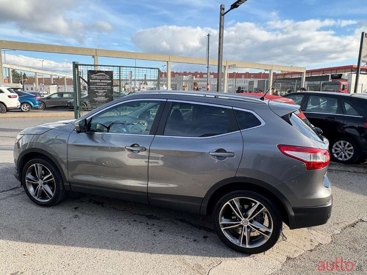 2015' Nissan Qashqai photo #6