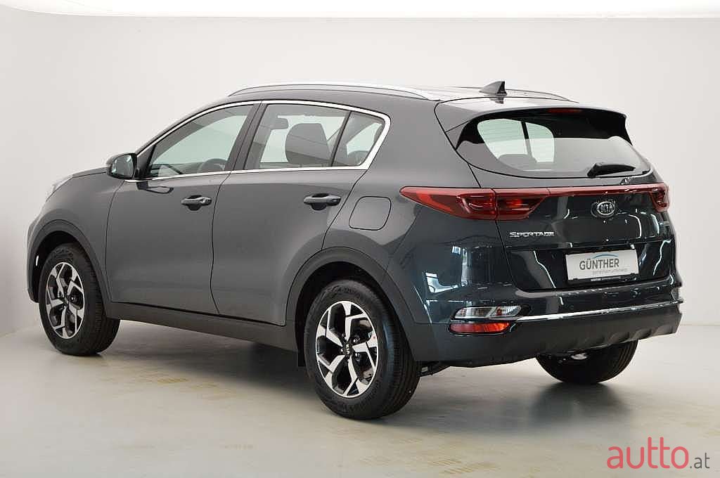 2021' Kia Sportage photo #3