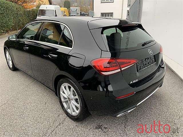 2019' Mercedes-Benz A-Klasse photo #2