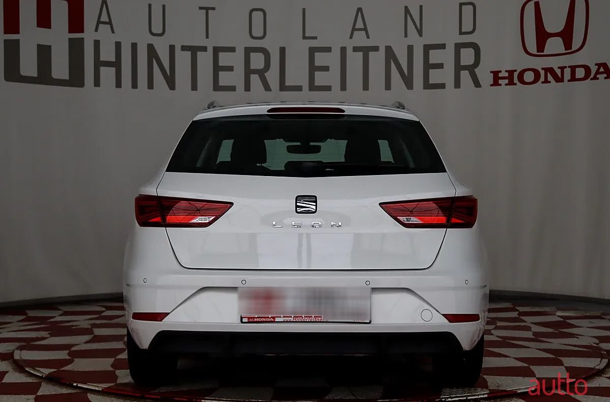 2019' SEAT Leon photo #6