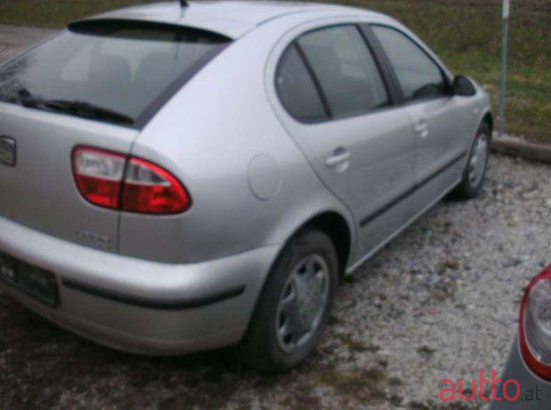 2003' SEAT Leon photo #3