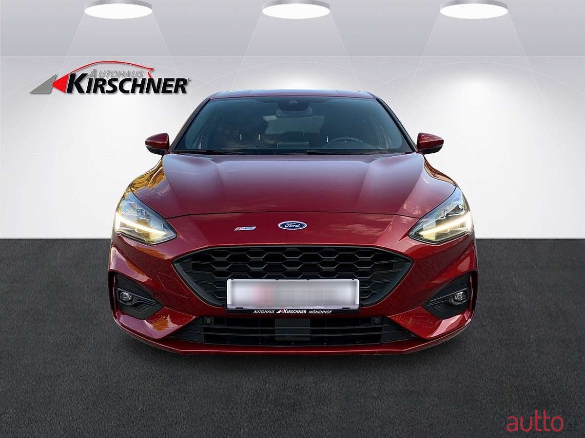 2018' Ford Focus photo #2
