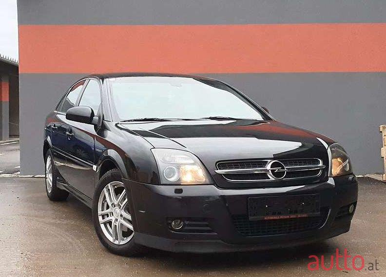 2004' Opel Vectra photo #1