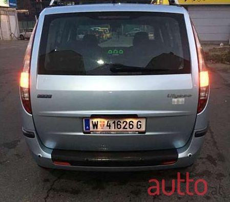2005' Fiat Ulysse photo #3