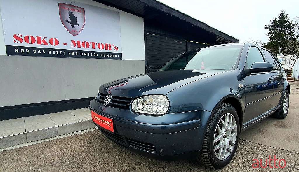 2003' Volkswagen Golf photo #1