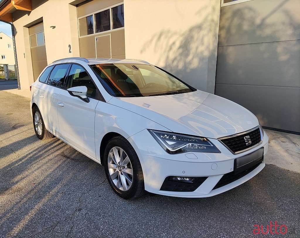 2019' SEAT Leon photo #4
