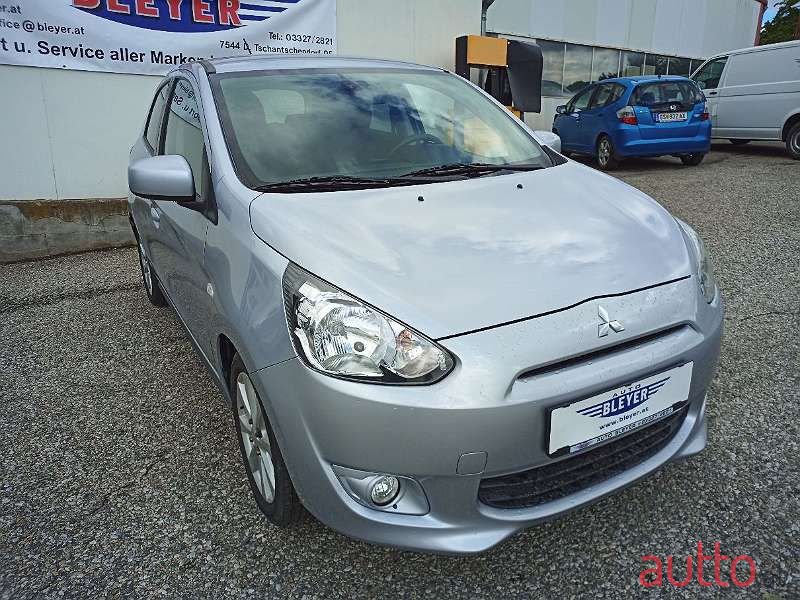 2017' Mitsubishi Space Star photo #5