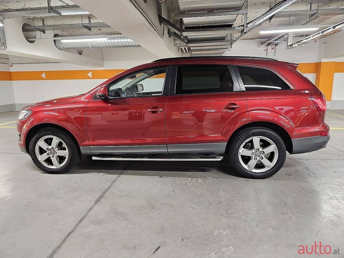 2012' Audi Q7 photo #4