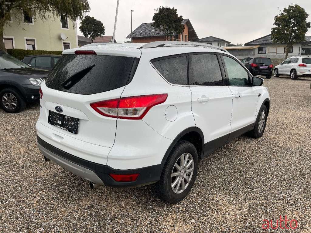 2014' Ford Kuga photo #4