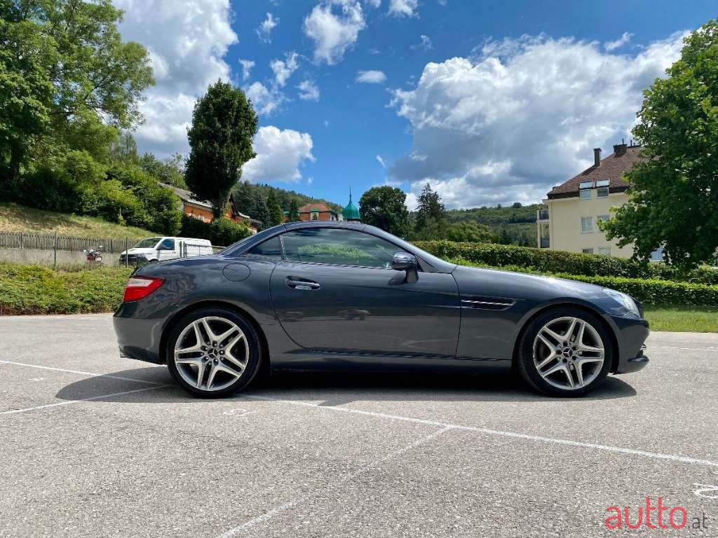 2011' Mercedes-Benz Slk-Klasse photo #4