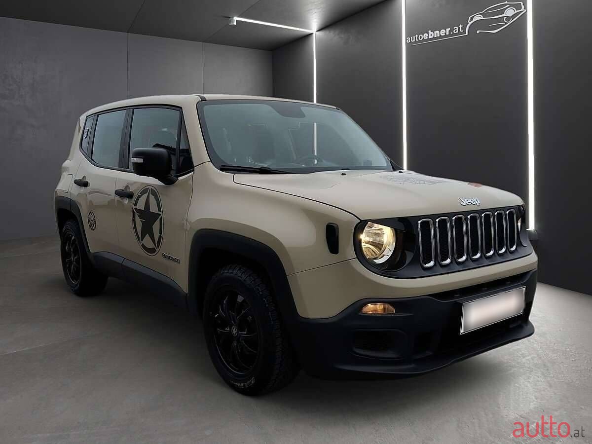 2016' Jeep Renegade photo #3
