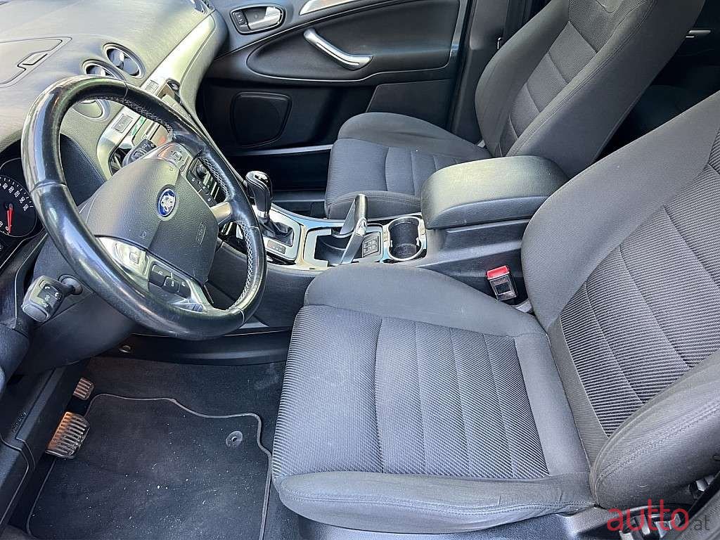 2014' Ford Galaxy photo #6