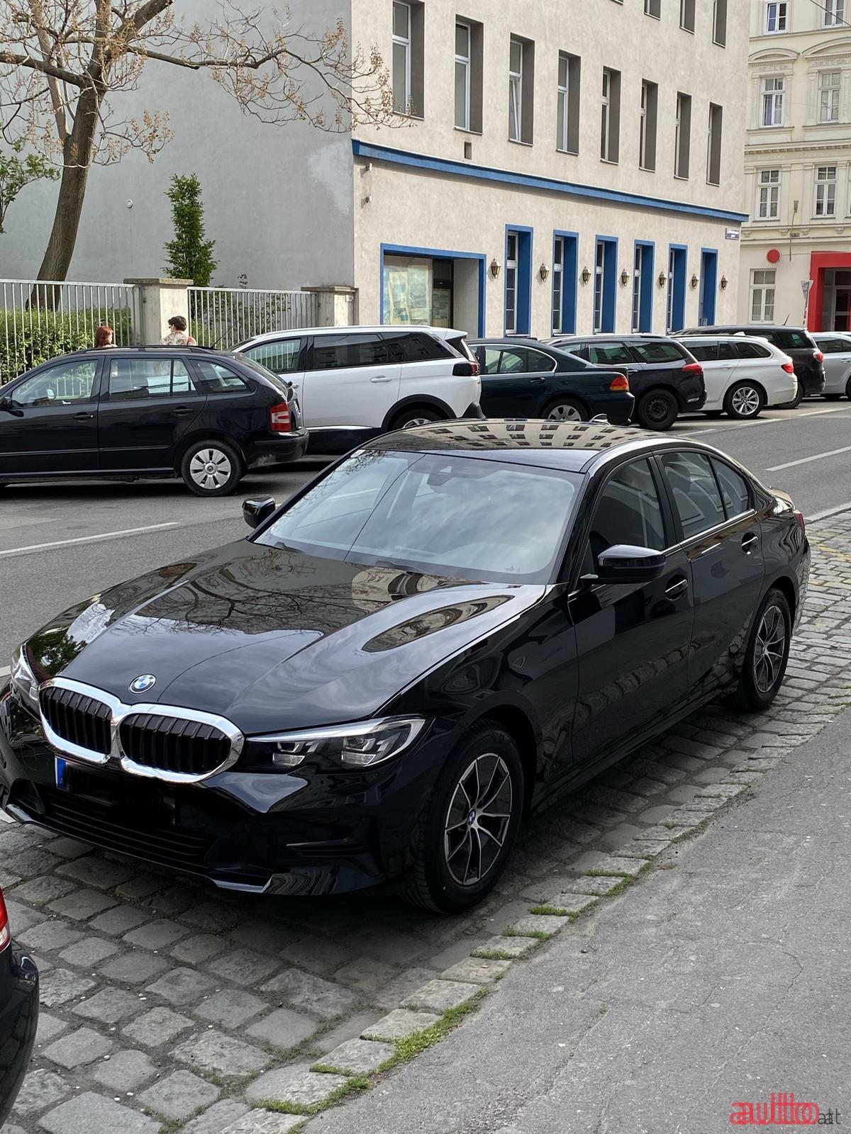 2021' BMW 318 Diesel Mild-Hybrid photo #1