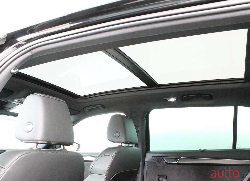 2023' Skoda Superb photo #6