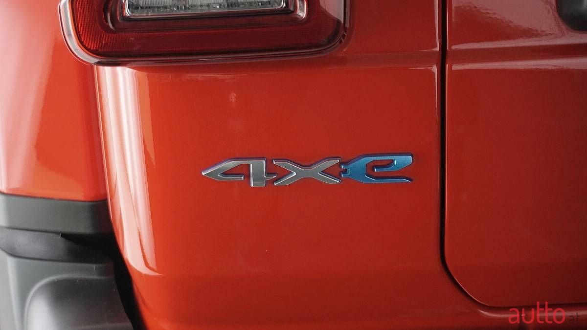 2024' Jeep Wrangler photo #6