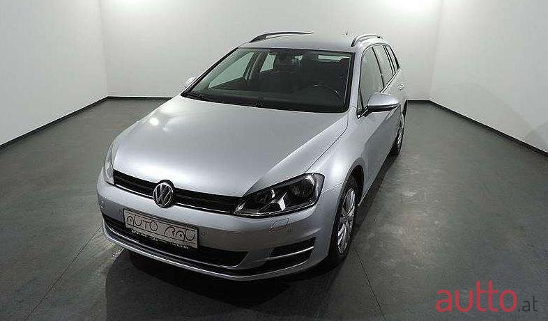 2014' Volkswagen Golf photo #2