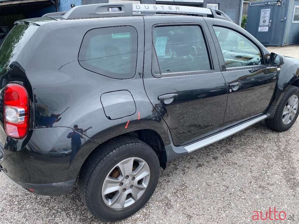 2015' Dacia Duster photo #3