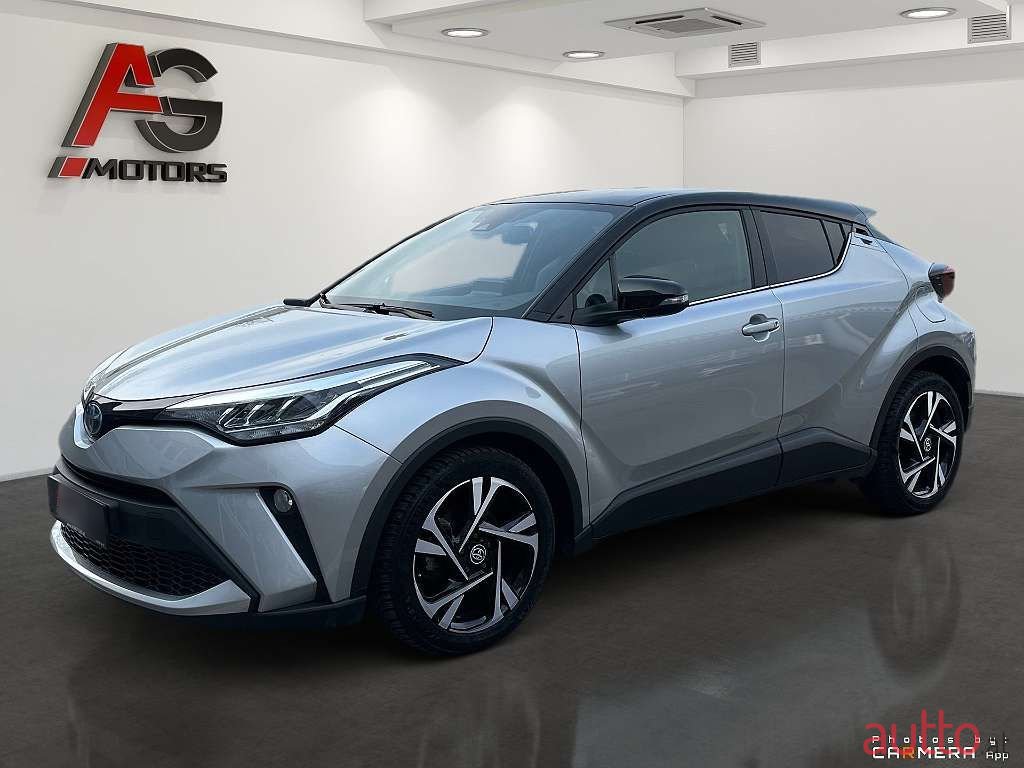 2023' Toyota C-HR photo #1