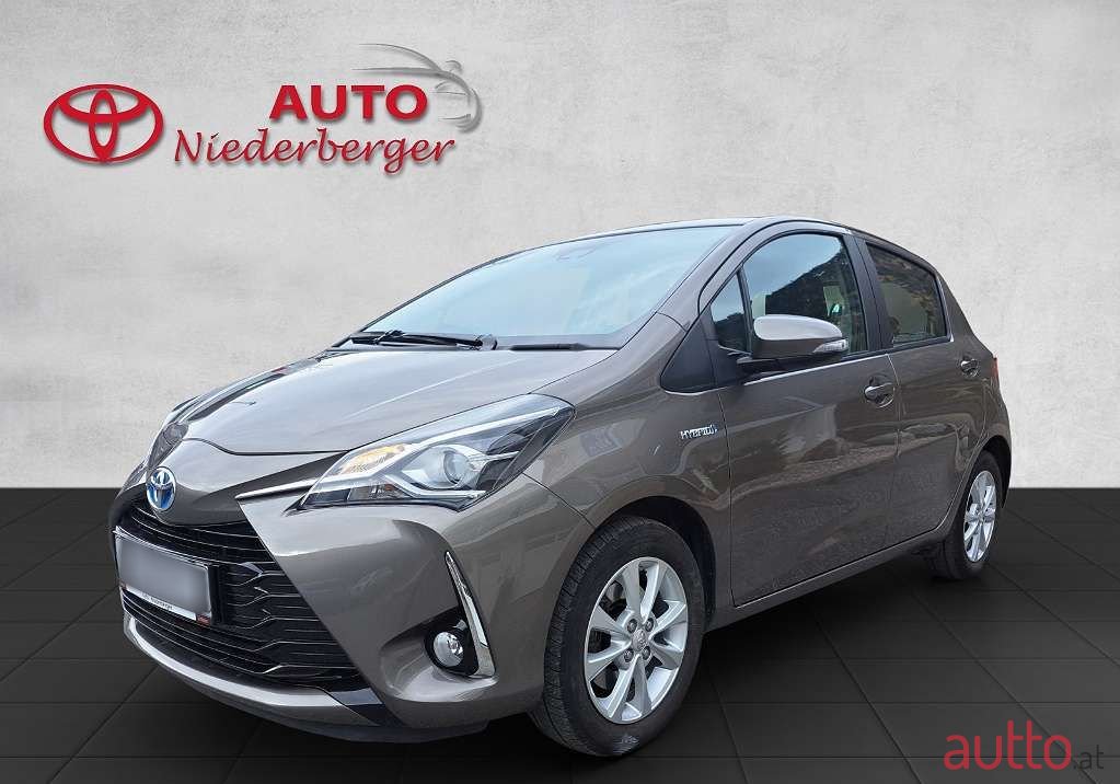 2019' Toyota Yaris photo #2