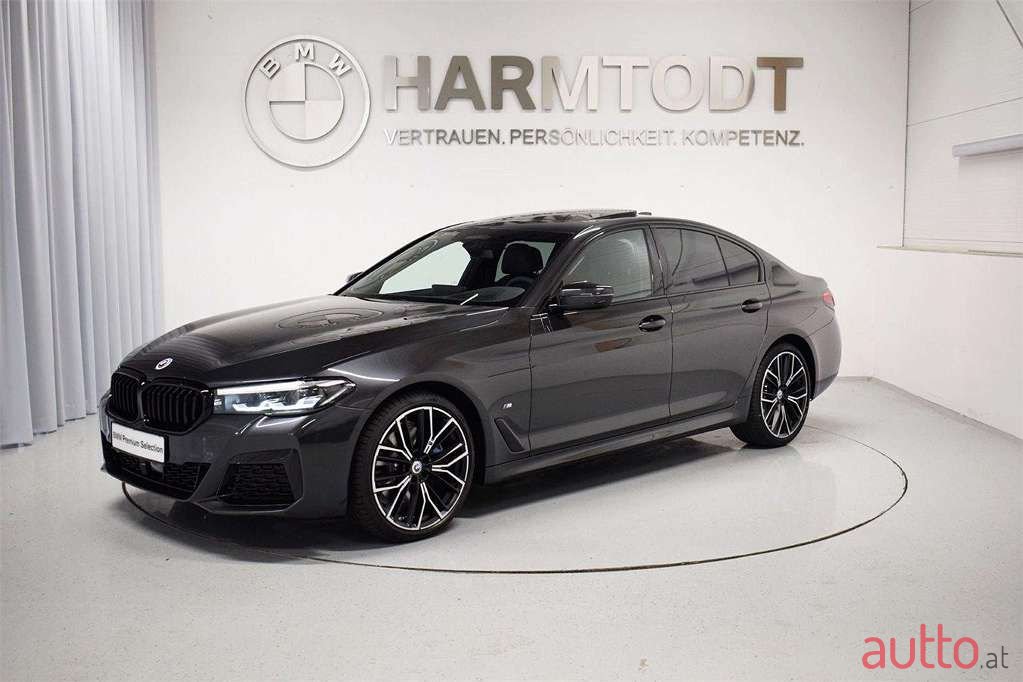 2022' BMW 5Er-Reihe photo #1