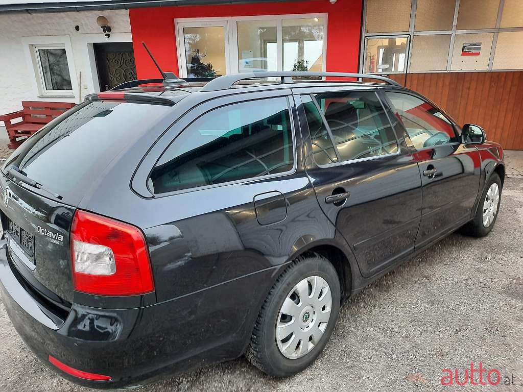 2012' Skoda Octavia photo #1