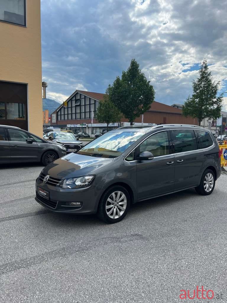 2012' Volkswagen Sharan photo #6