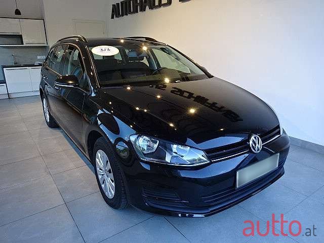 2013' Volkswagen Golf photo #3