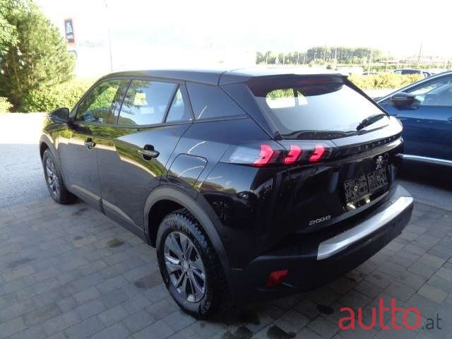 2022' Peugeot 2008 photo #6