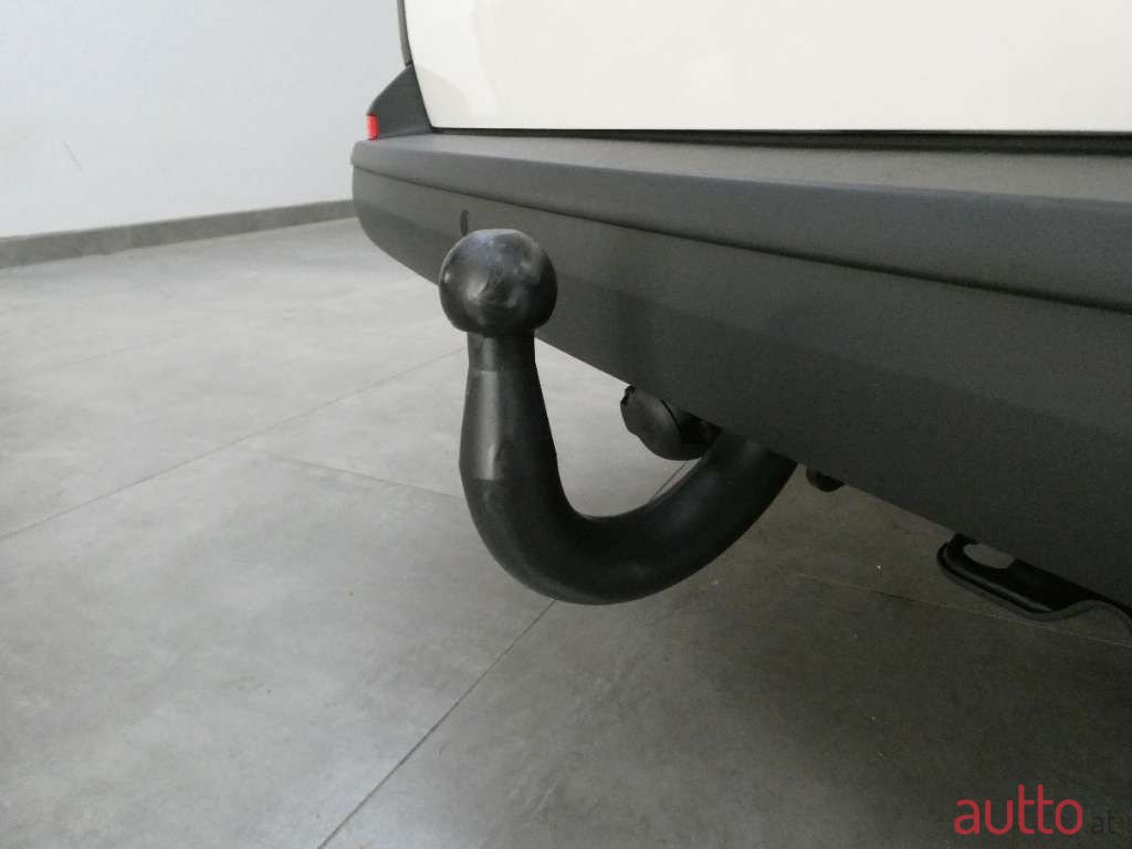 2022' Volkswagen T6 photo #6