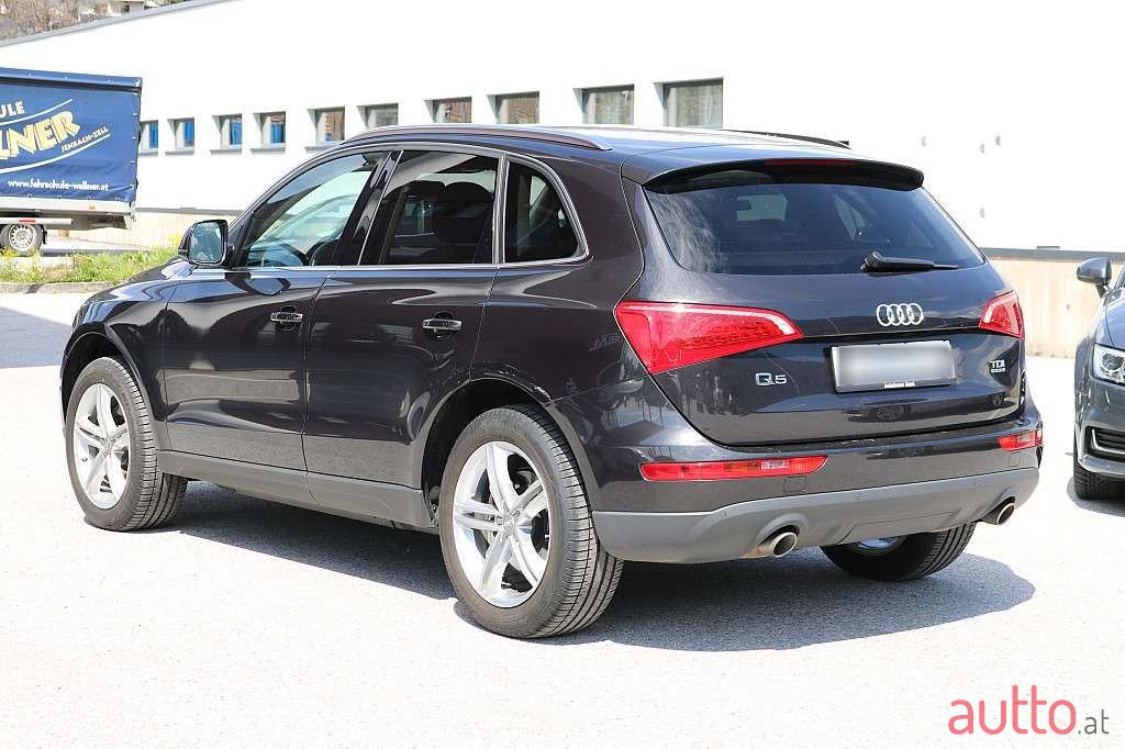 2012' Audi Q5 photo #5