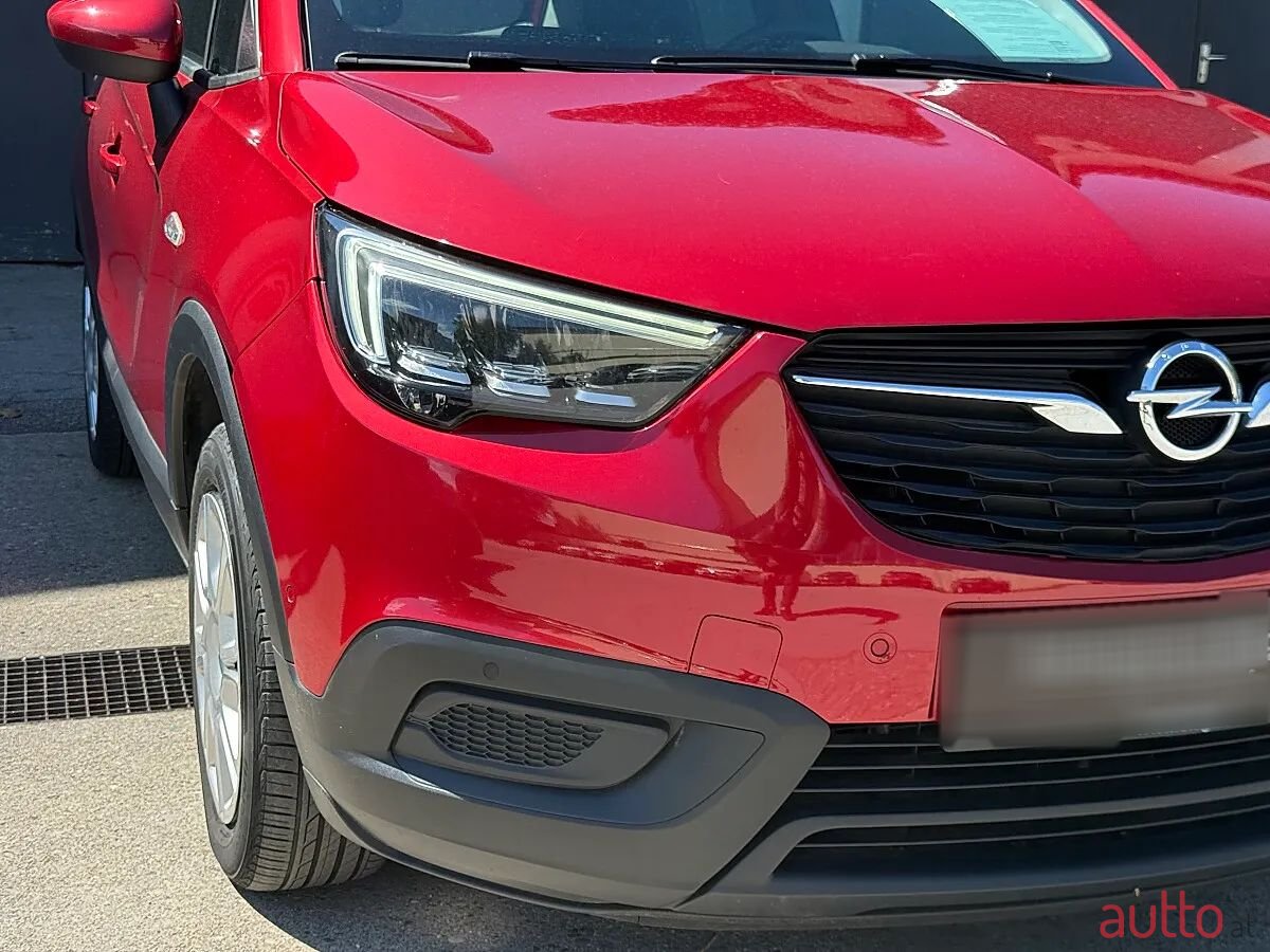 2020' Opel Crossland X photo #3