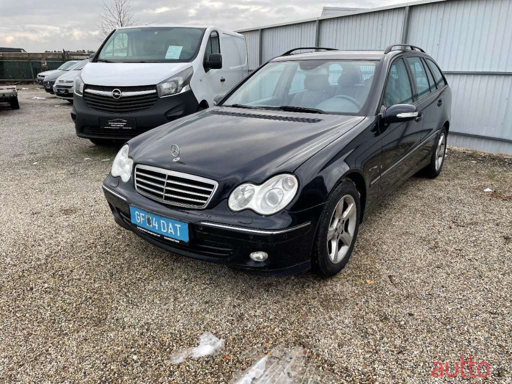 2007' Mercedes-Benz C-Klasse photo #1