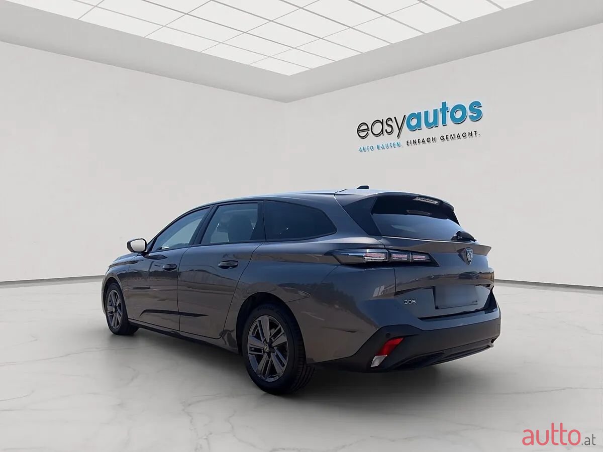 2022' Peugeot 308 photo #6