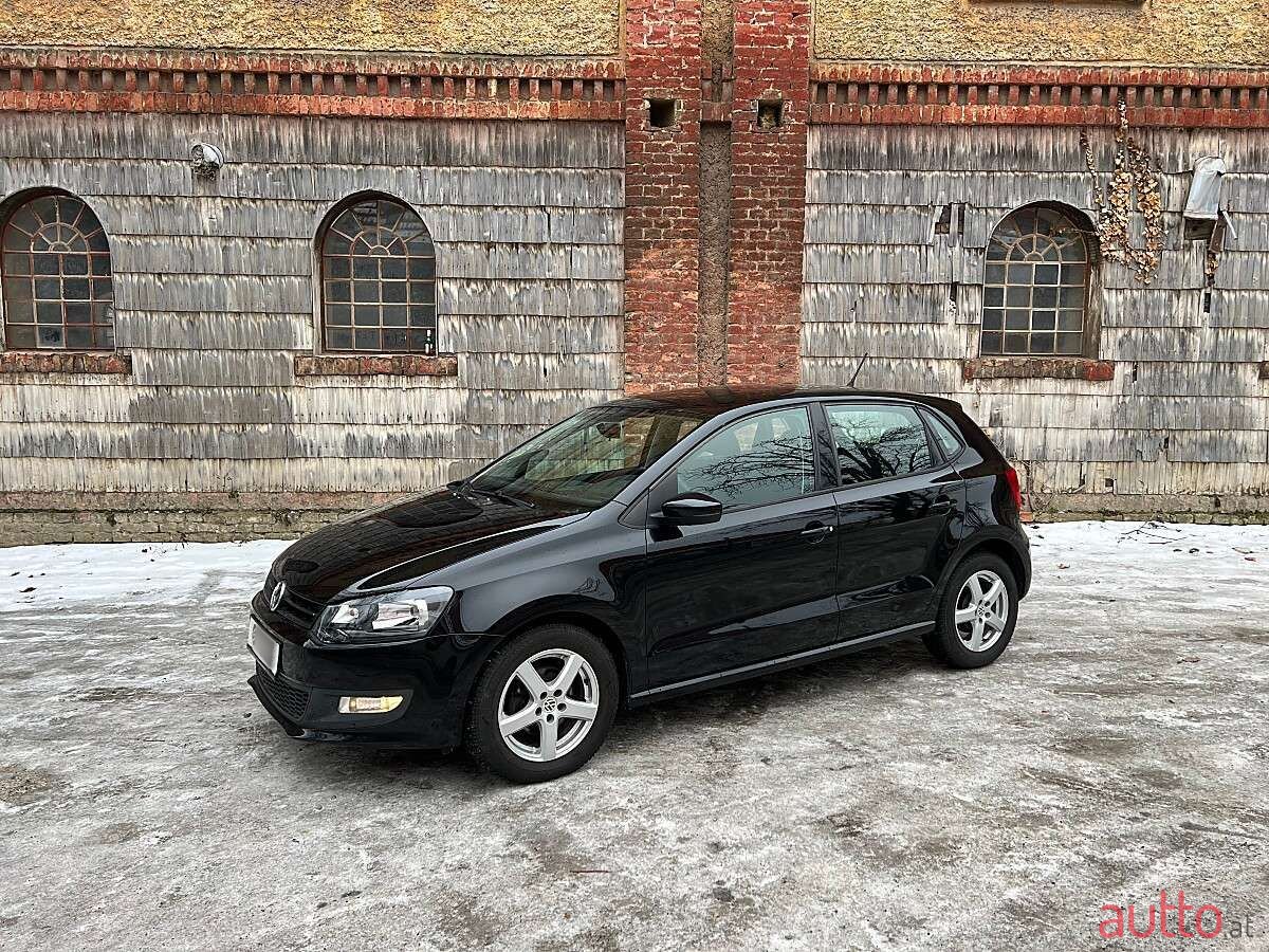 2012' Volkswagen Polo photo #3