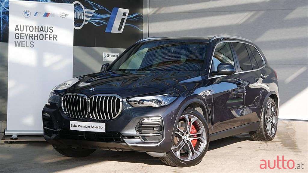 2021' BMW X5 photo #2