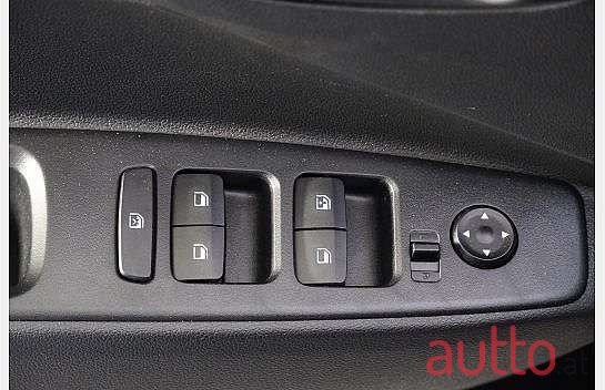 2023' Hyundai i10 photo #4