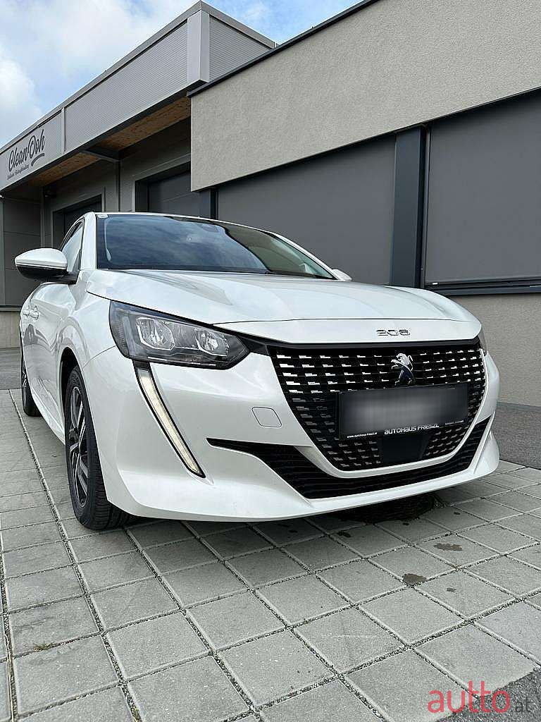 2021' Peugeot 208 photo #1
