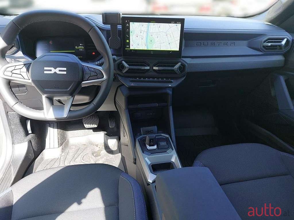 2024' Dacia Duster photo #4