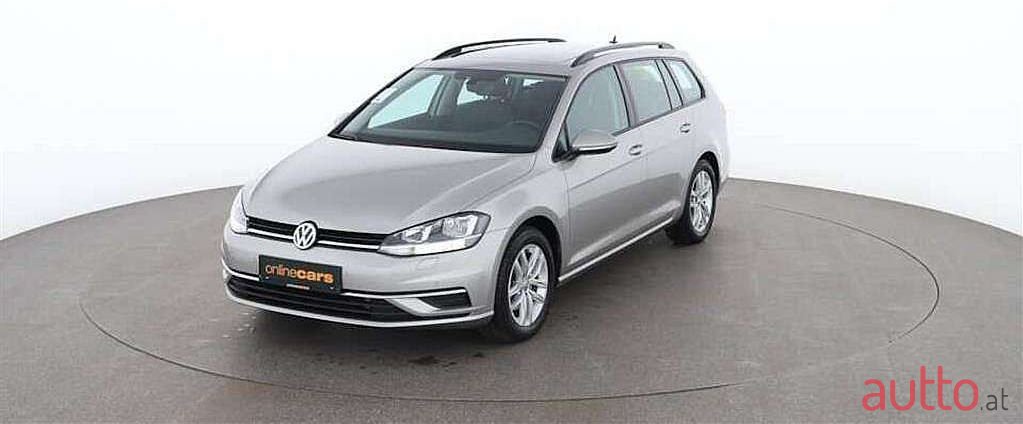 2018' Volkswagen Golf photo #1