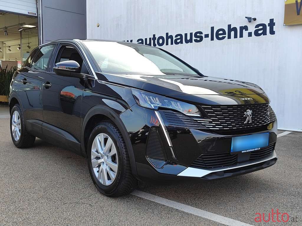 2021' Peugeot 3008 photo #2
