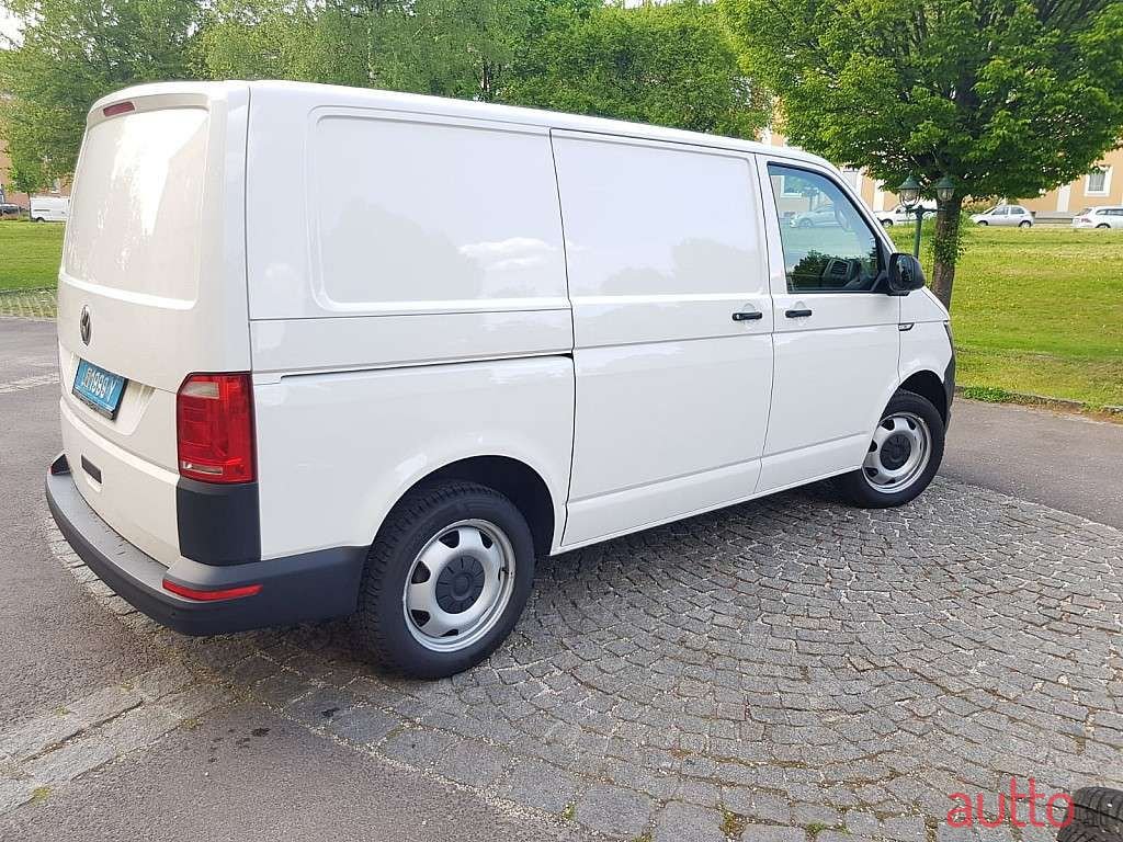 2015' Volkswagen T6 photo #5