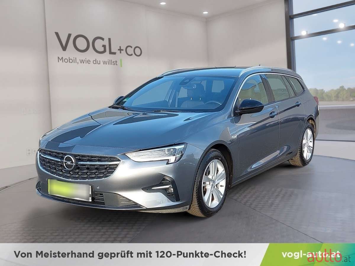 2022' Opel Insignia photo #1