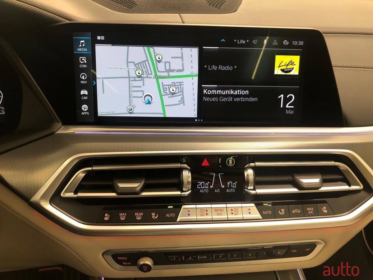 2023' BMW X5 photo #6